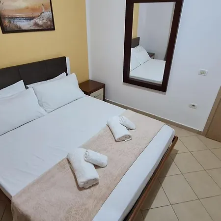 Arel & Dea Apartment